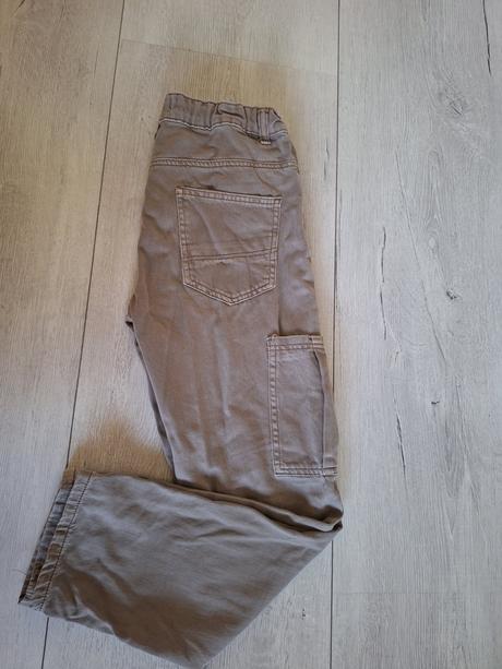 Kapsače top stav, reserved,152