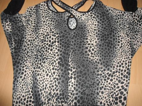 Tigrovane elasticke tricko, s