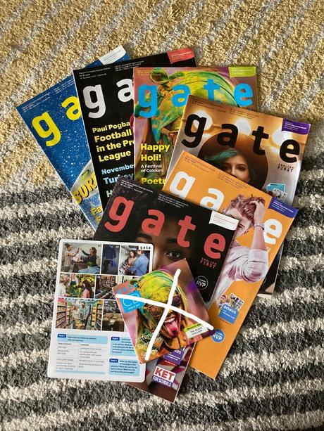 Časopis gate 6ks a karta, 