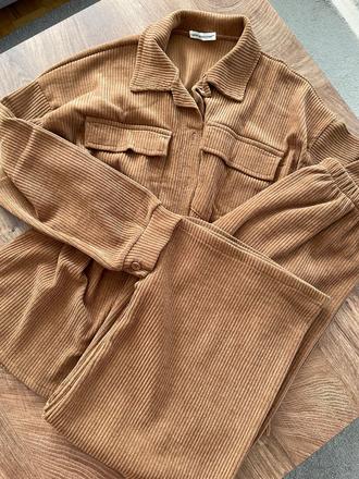 Hnedy mencestrovy komplet uni,