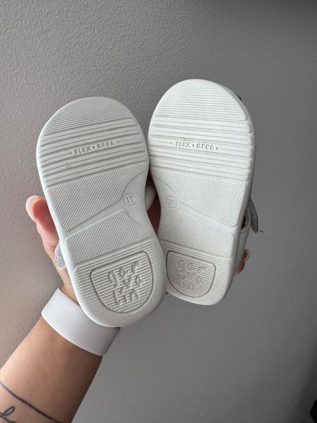 Sandálky garvalin, 19