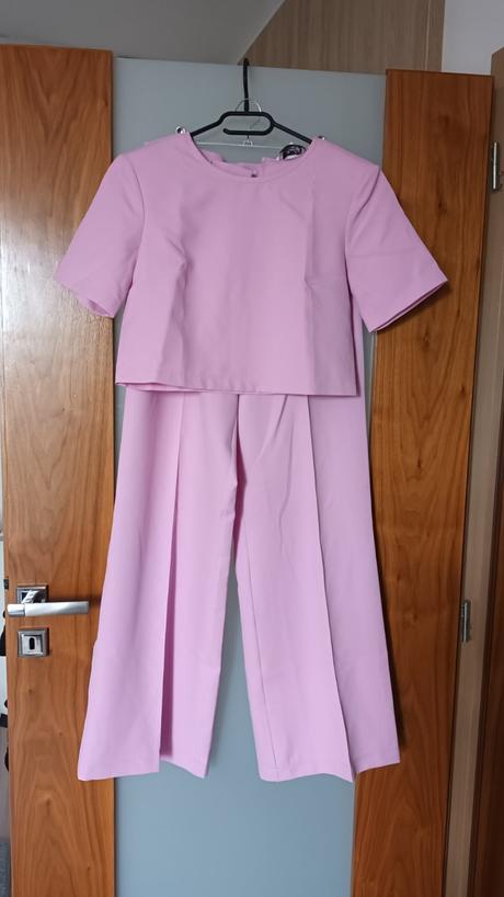 Nohavicový komplet, 36