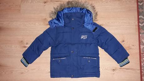 Zimna bunda, just play,110