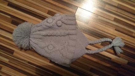 Predám detskú čiapku, 