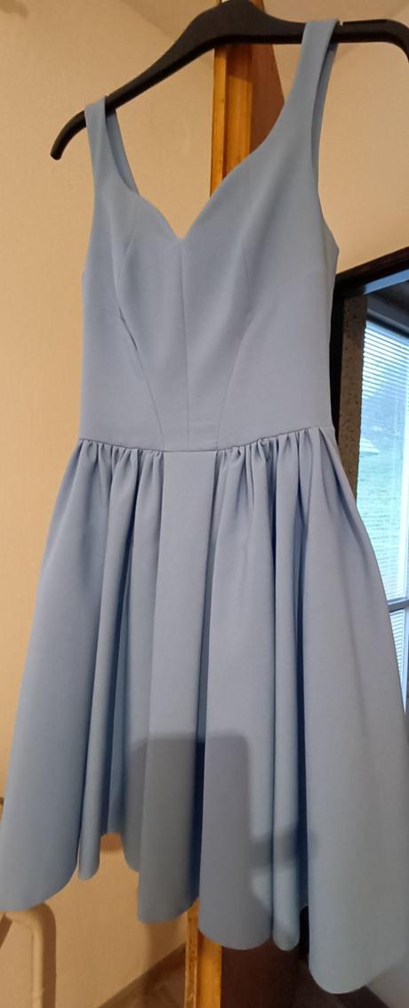 Spoločenské šaty, 34