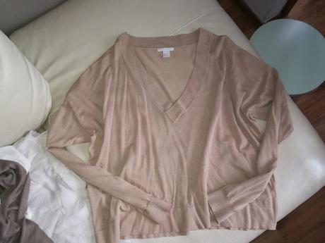 Elegantný pulóver s hlbokým vystrihoml/xl, h&m,xl