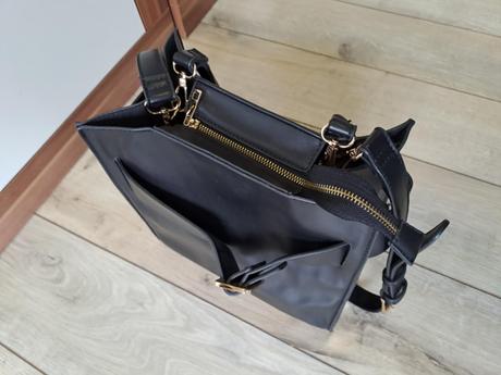 Čierna kabelka  , velmi dobrý stav, 
