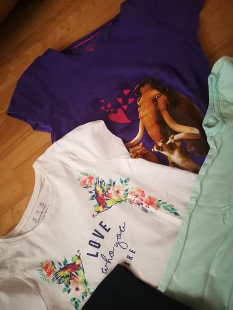 Tričká 1 ks á 1,50, 122