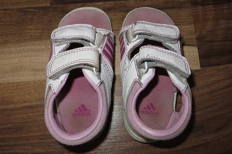 Kožené sandálky, adidas,23