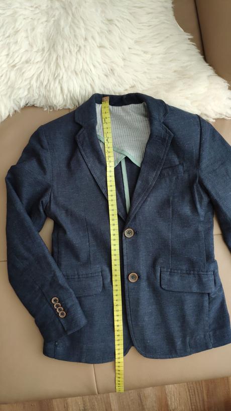 Chlapčenský oblek, 128