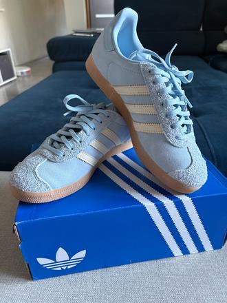 Bledomodré tenisky 38 2/3, adidas,38