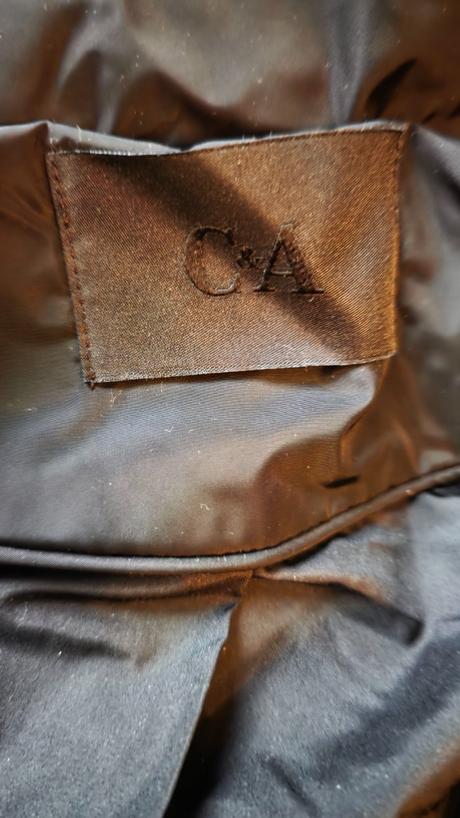 Tepla damska vetrovka48 zn.c&a, c&a,48