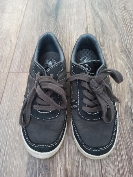 Tenisky veľ. 32, 32