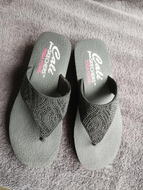 Šľapky, skechers,38