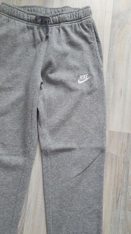 Nike zateplené tepláky, nike,146