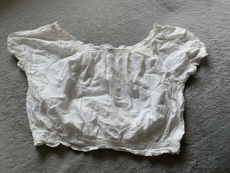 Dievcenska crop bluzka, 158