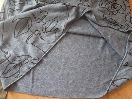 1x oblečené pulóvre, m