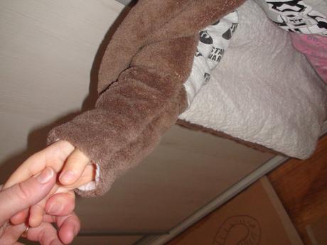 Sobík vianočné pončo/deka na prehodenie veľ.98,