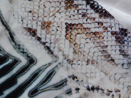 Kvalitne pekne šaty, 34