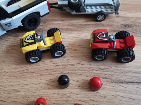 Lego city 60148 pretekársky tím štvorkoliek,