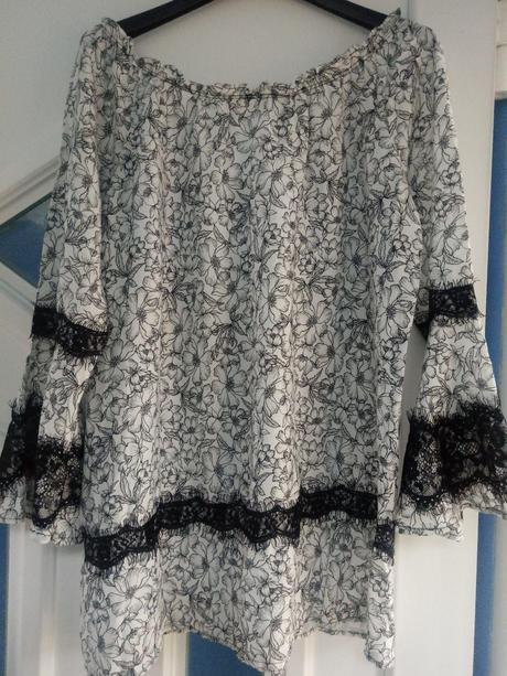 Krásna bluzka s cipkou m/l, gina,m