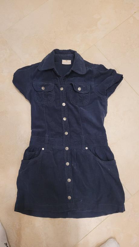 Menčestrové šaty, 140