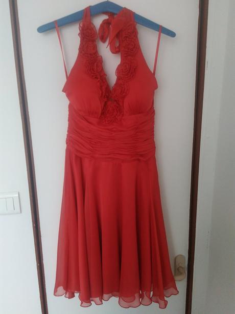 Spoločenské šaty, 40