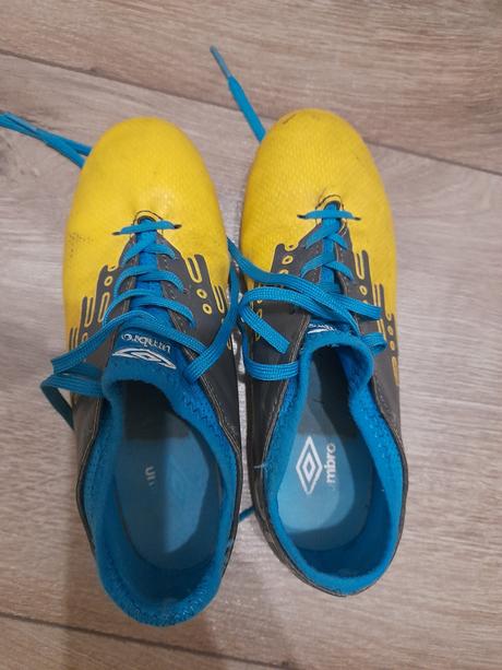 Kopačky umbro, 33