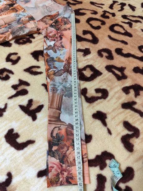 Elegantný farebny top bershka vel.m, ako nove, bershka,m