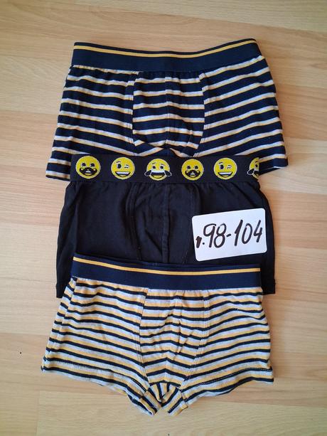 Slipky a boxerky v.98-104  9 ks, 98