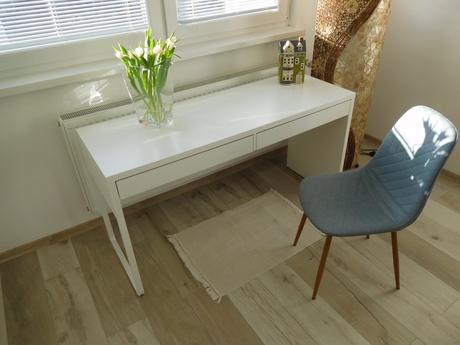 Stol písací biely  142 x 50 cm + stolička pevná,, 