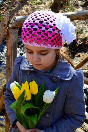 Háčkovaná čiapočka s kvetom, 50 - 158