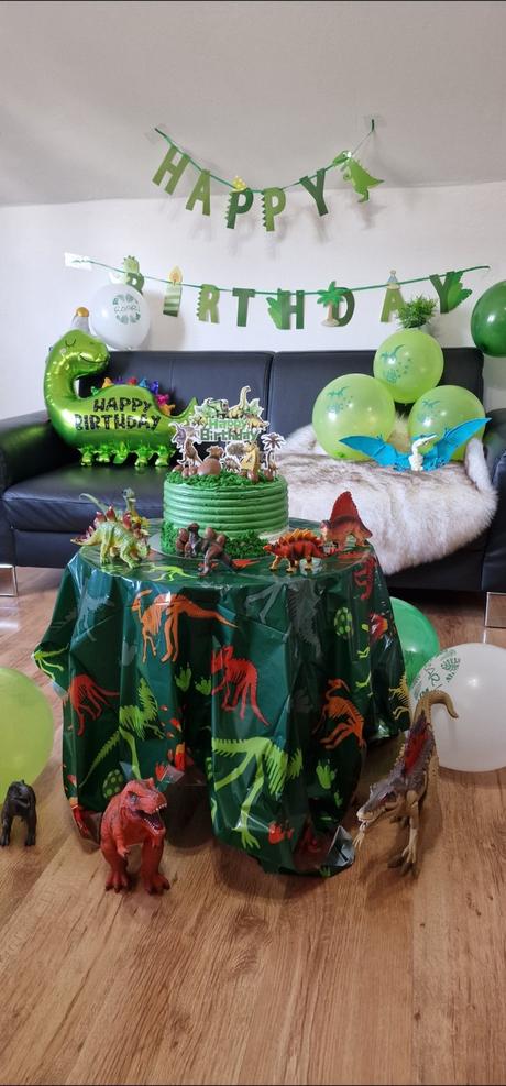Narodeniny dino, 