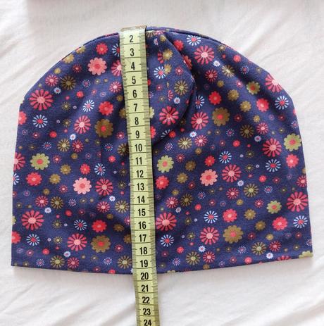 Tenšie čiapky 6-8r., 128