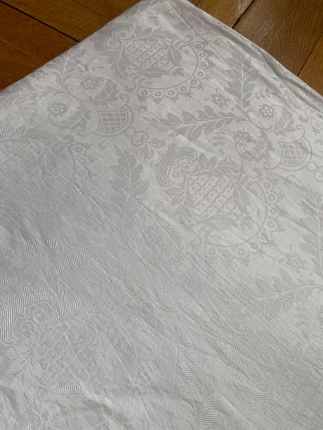 Latka na obliečky- tkaný vzor biela, 