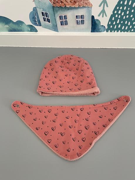 Čiapka + nakrcnik, 74