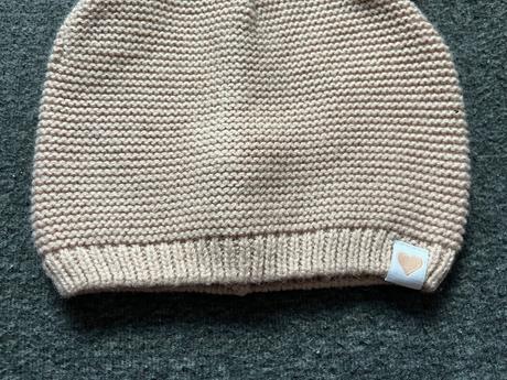 Prechodná čiapka, sinsay,80