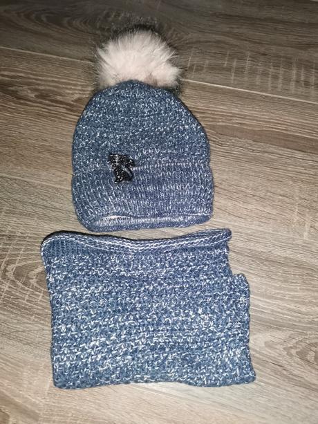 Čiapka s nakrcnikom, 104