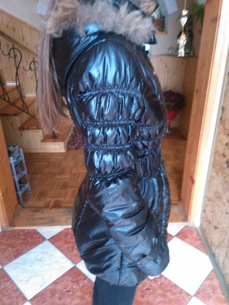 Lesklá čierna bunda, xs