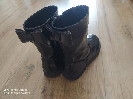 Fribo lesklé čižmy, 29