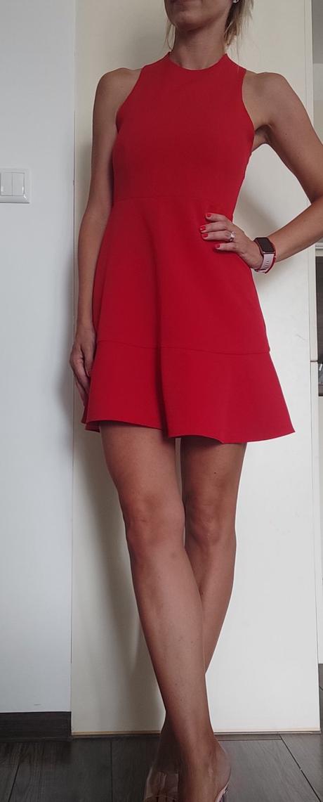 Červené šaty s holým chrbtom, zara,s