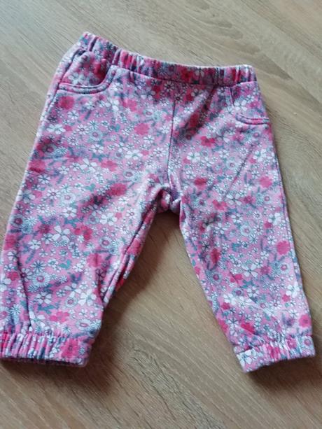 Teplejšie tepláčiky, f&f,68