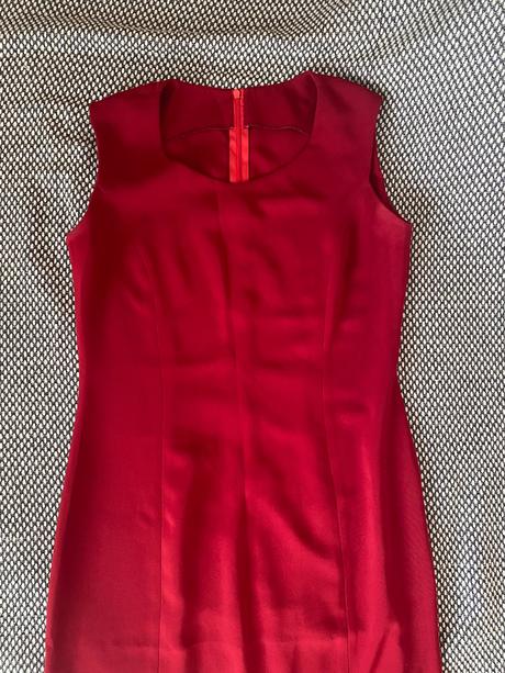 Šaty dlhé bordovej farby, 38