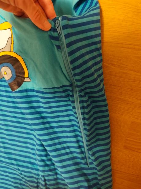 Spací vak s nohami, 