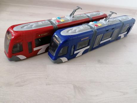 Trolejbus so zvukmi a svetlom, 