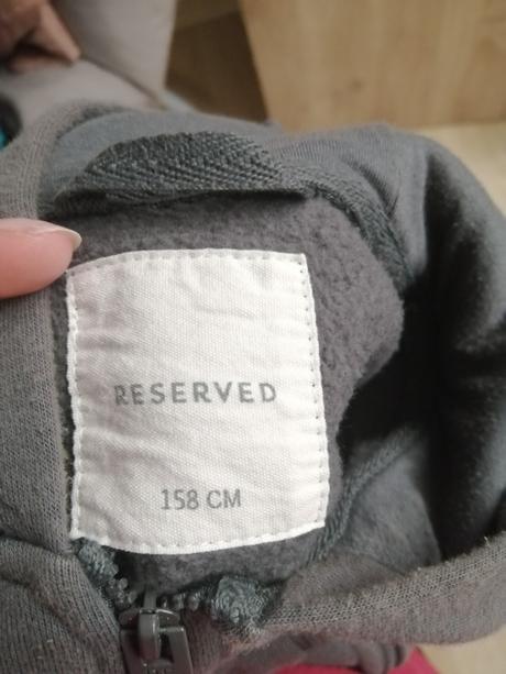 Mikinka, reserved,158