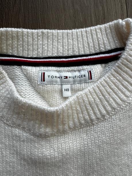 Dievčenský sveter th, 140, s dopor. poštou, tommy hilfiger,140