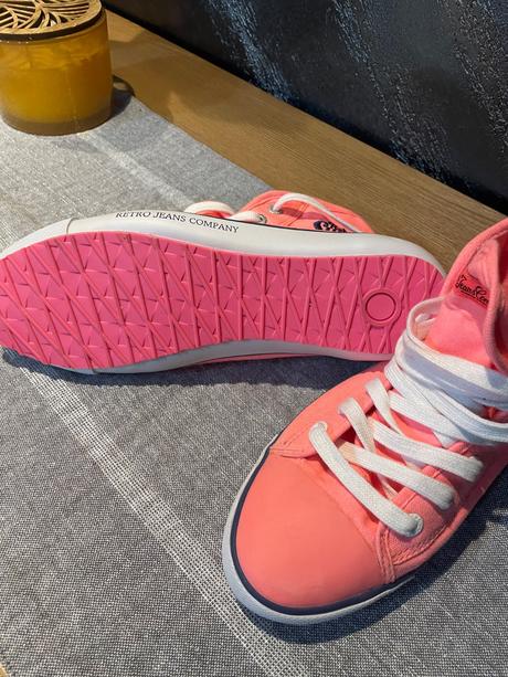 Retro ružové tenisky, 37
