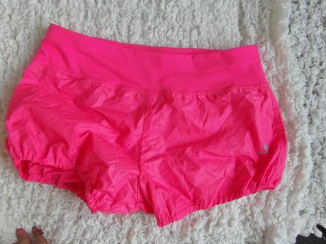 Neonovo ružové šortky, l