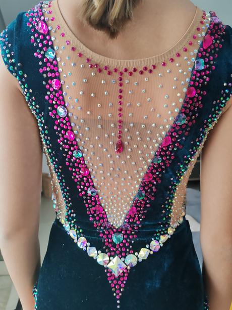 Gymnastický dres, 146